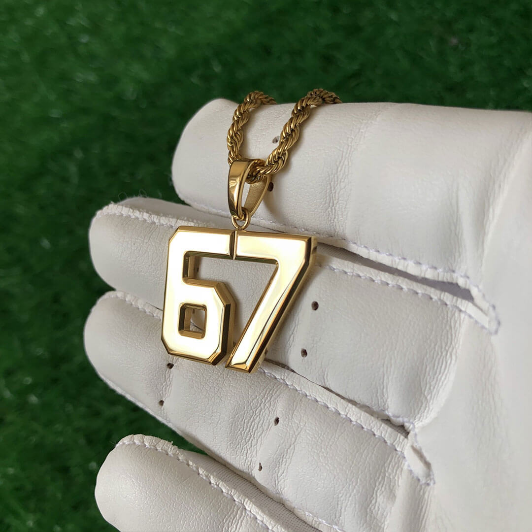 Signature Jersey Number Pendant 18K Plated Gold