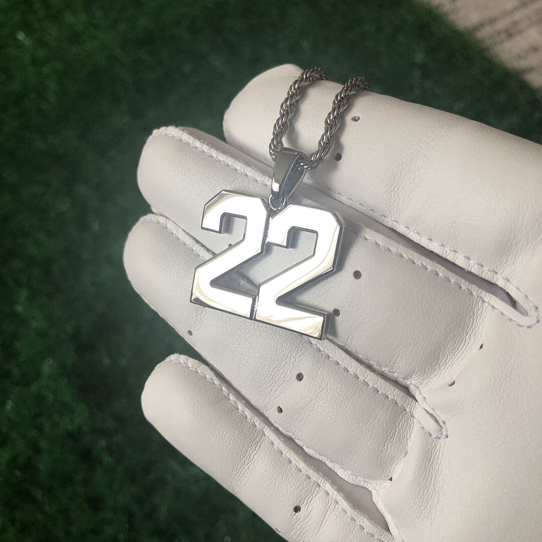 Signature Jersey Number Pendant in Silver