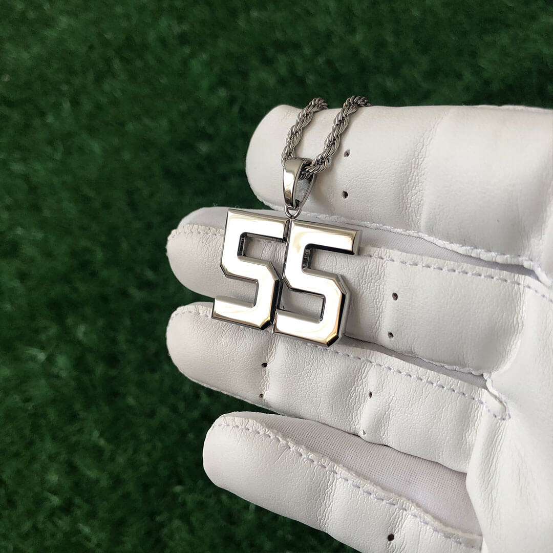 Signature Jersey Number Pendant in Silver