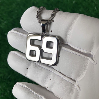 Signature Jersey Number Pendant in Silver