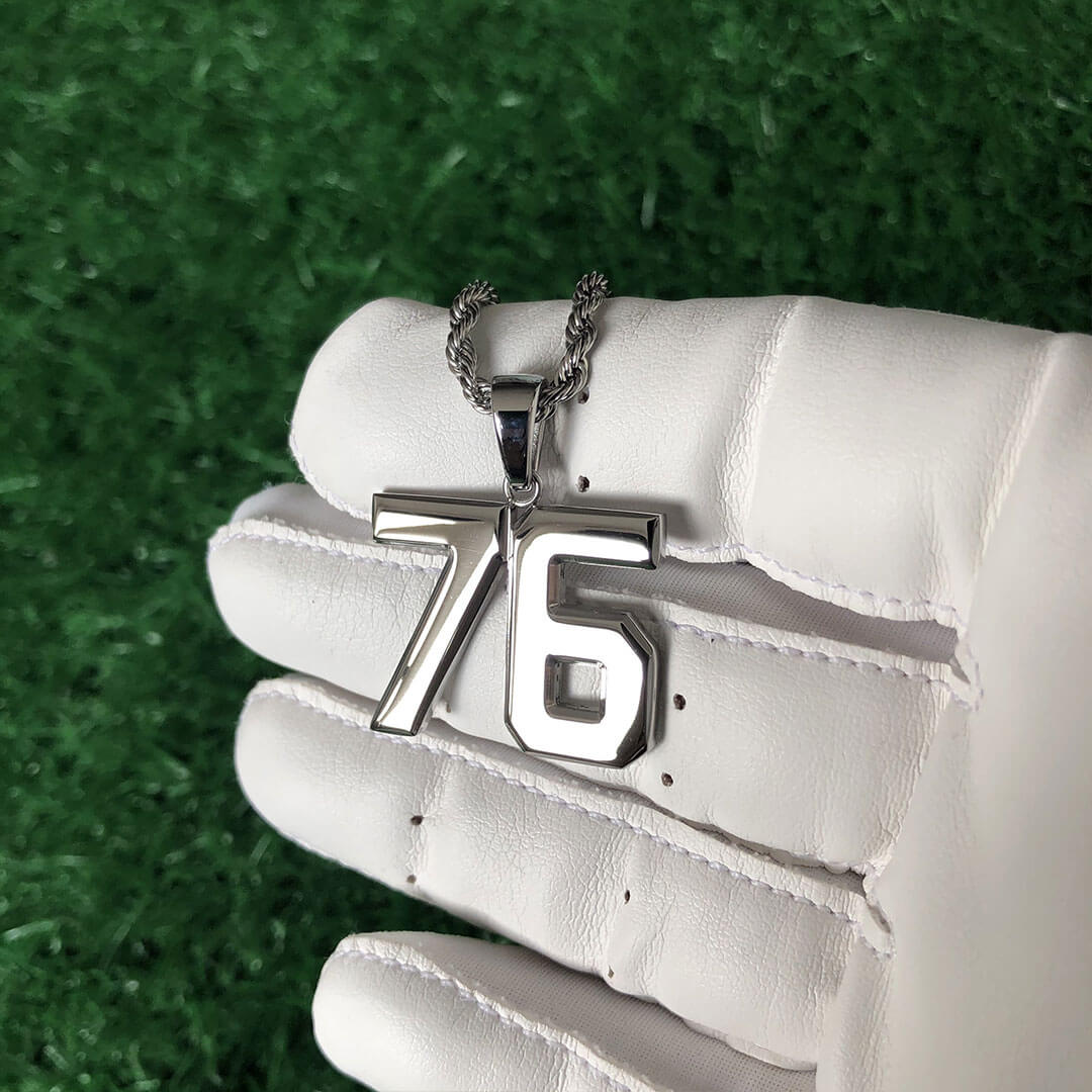 Signature Jersey Number Pendant in Silver